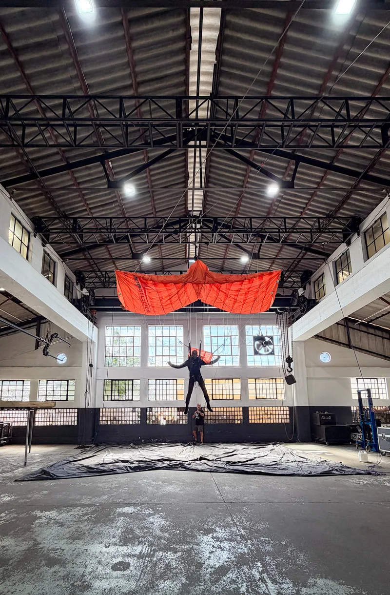 Behind the Scenes 18