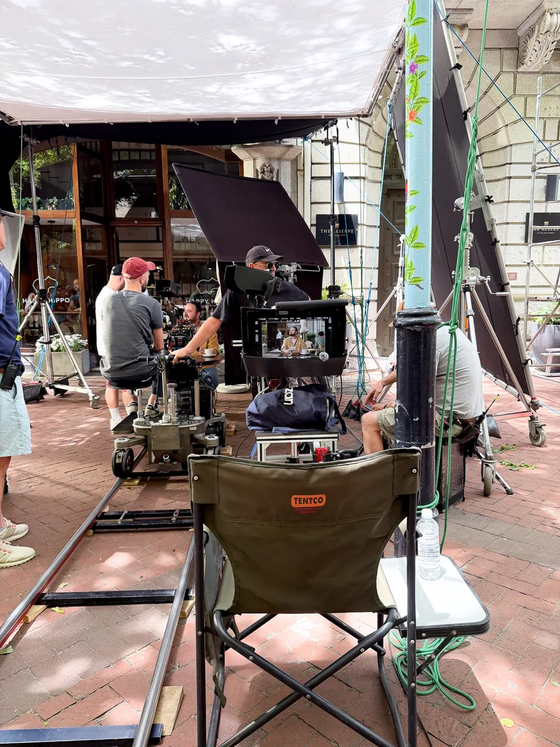 Behind the Scenes 22