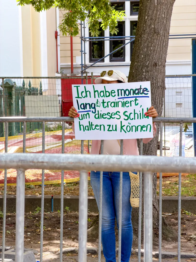 Behind the Scenes 24